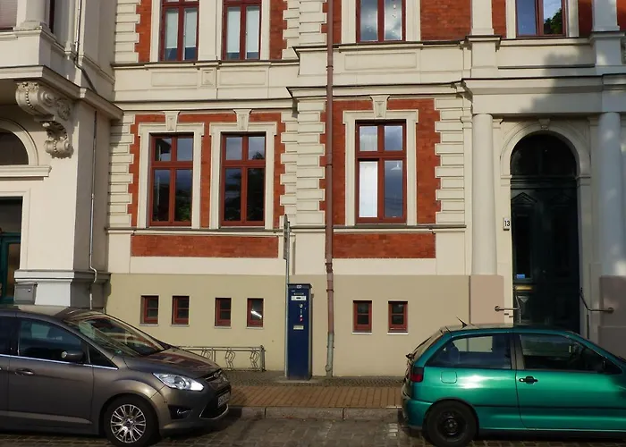 Vis-a-vis-berliner-tor * 什未林